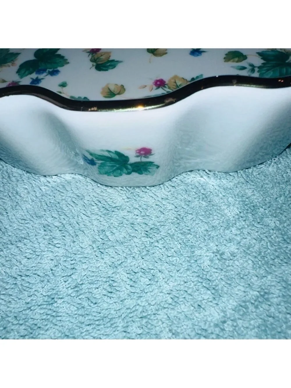 Pristine Vintage Andrea By Sadek Vineyard Fine Porcelain Quiche Baking Dish